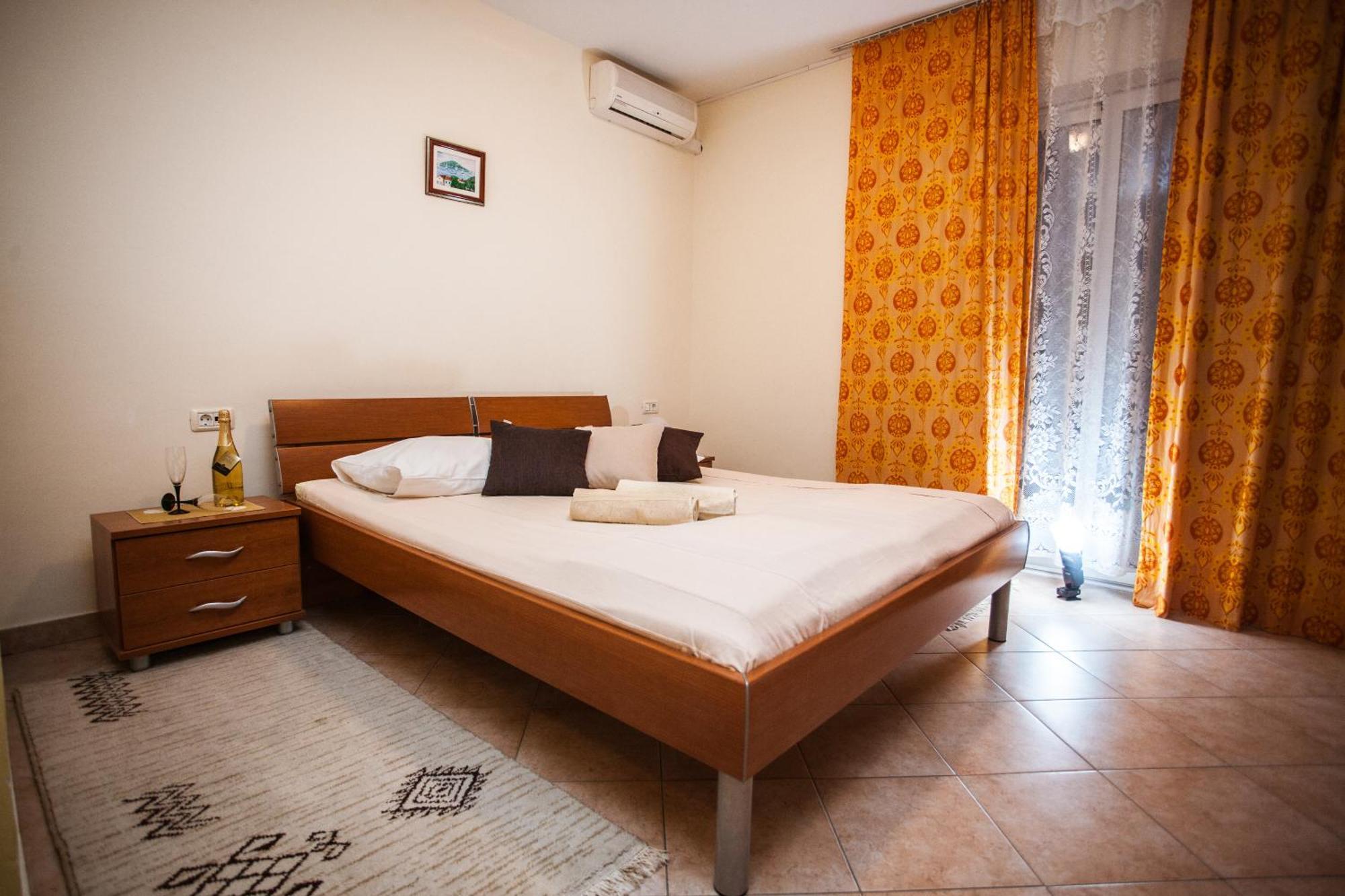 Apartments Agava-Mirjana Омиш Номер фото