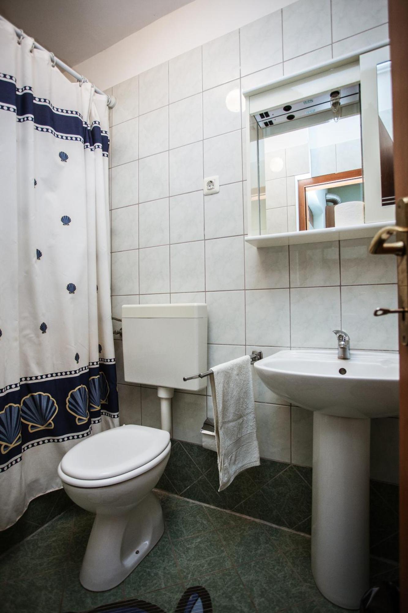 Apartments Agava-Mirjana Омиш Номер фото